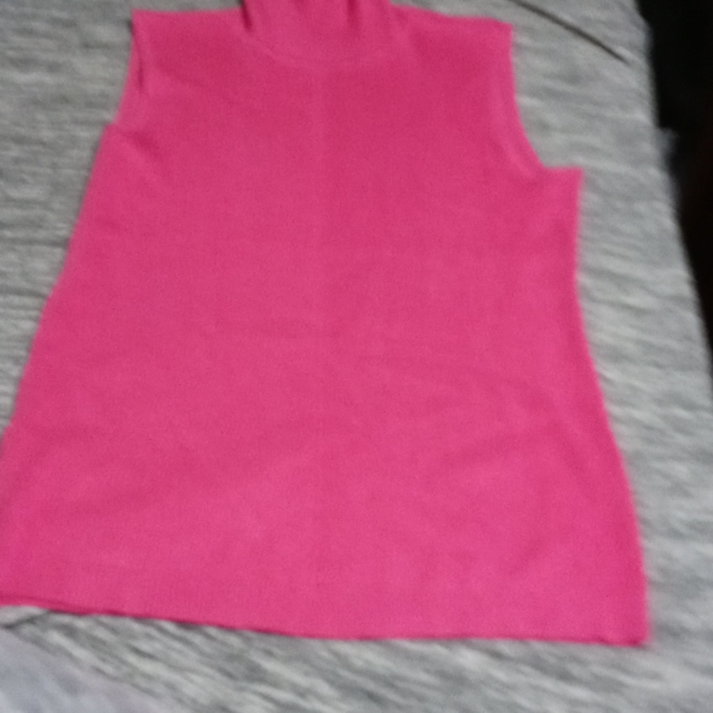 Short sleeve turtle neck